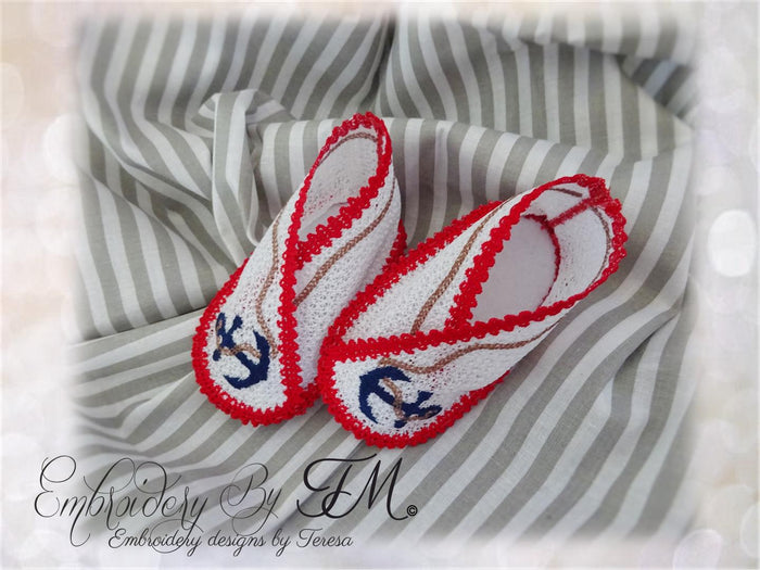 Baby booties navy No.18/4x4 hoop