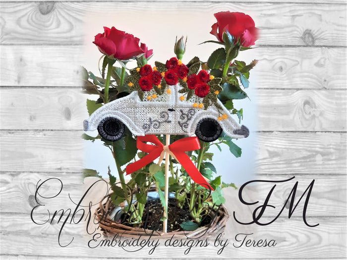 Car with roses / two sizes