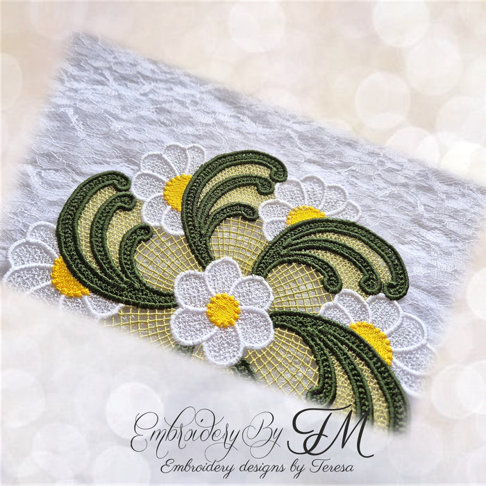 Doily daises TM/8x8 hoop