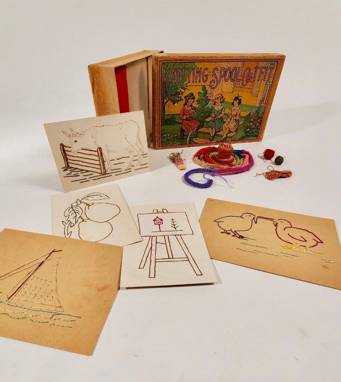 1920's Antique KNITTING SPOOL OUTFIT Children's Game, Nearly Complete
