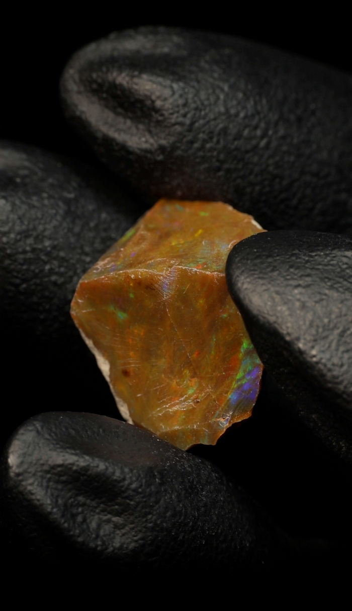 2.13g Rough Ethiopian Jewelry Grade Welo Opal