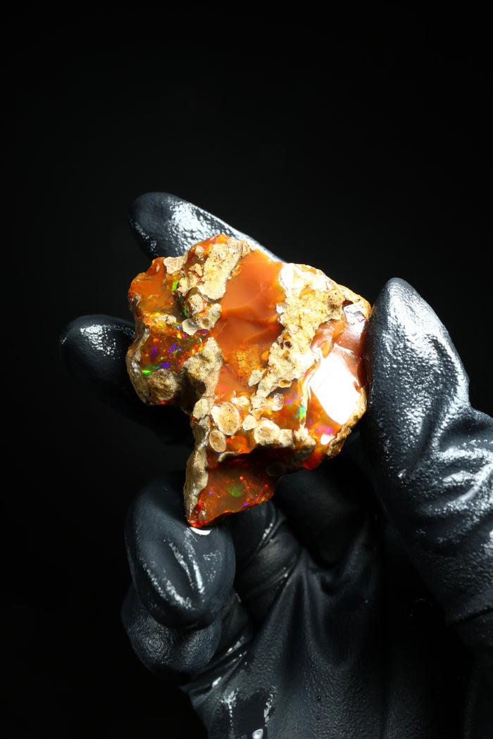 22.01g Rough Ethiopian Welo Specimen Opal