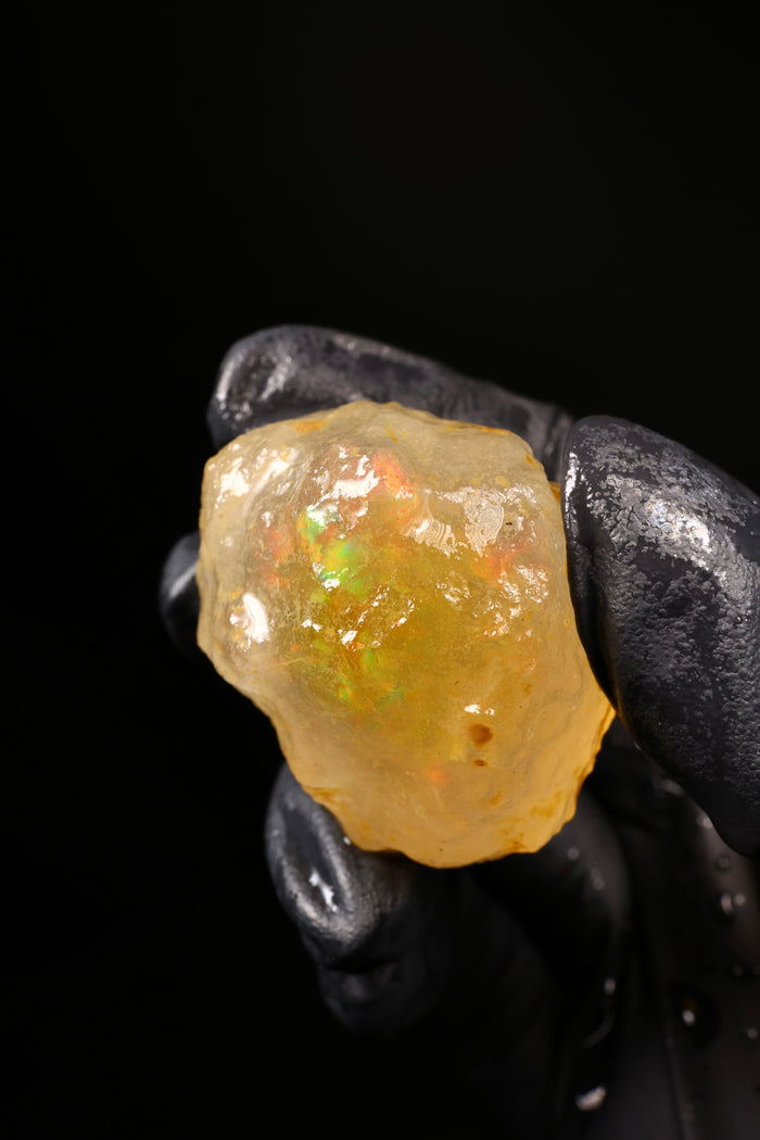 24.00g Rough Ethiopian Welo Specimen Opal