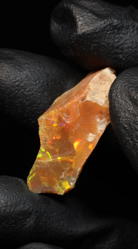 3.36g Rough Ethiopian Jewelry Grade Welo Opal