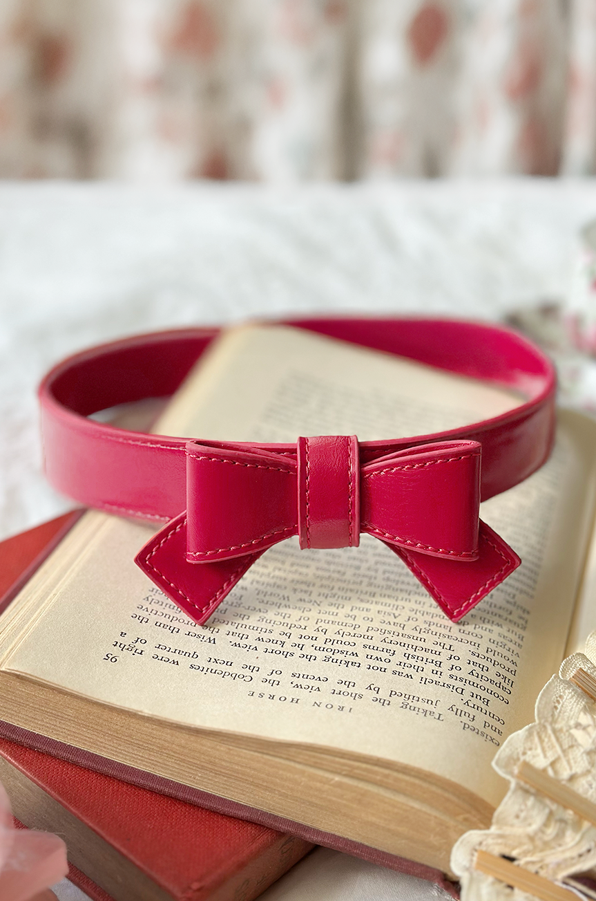 Pretty Kitty Follies Bow Belt (Peach Pink)