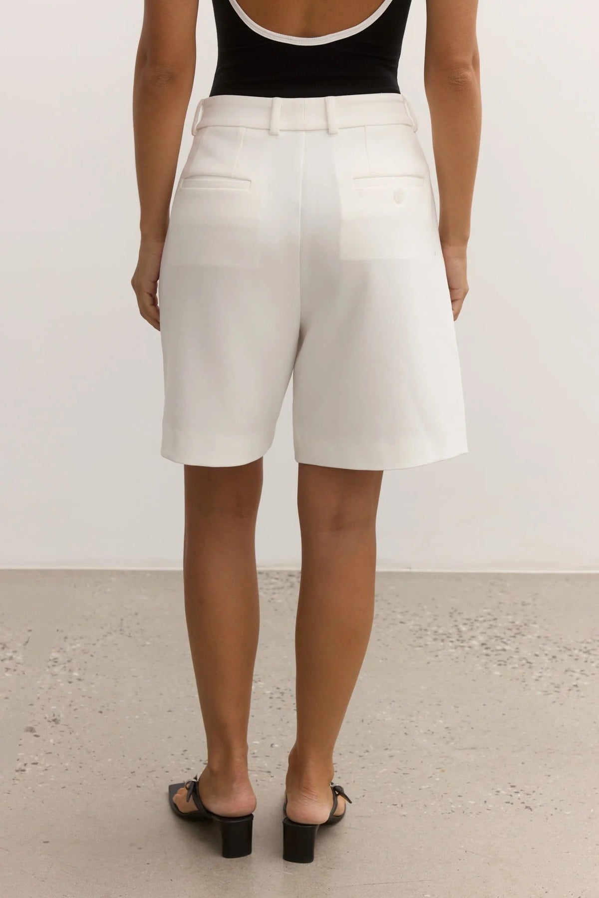 Nico Short - Ivory