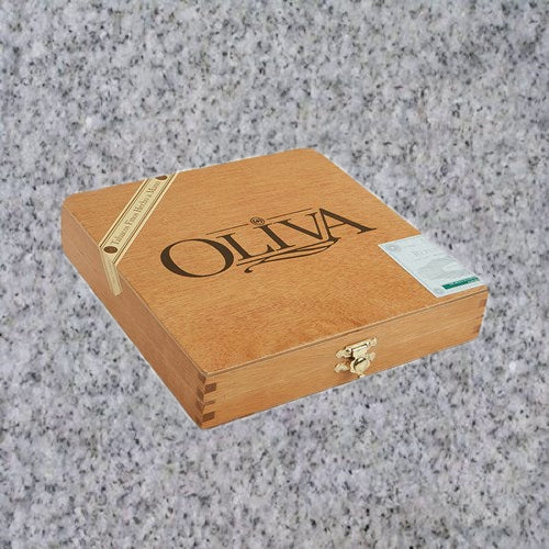Oliva: VARIETY SAMPLER BOX - 6 CIGARS