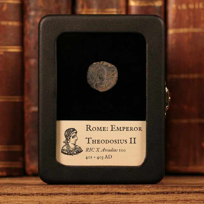 Rome, Theodosius II, AE Unit, Constantinopolis (Deity of Constantinople) - 401 to 403 CE - Roman Empire