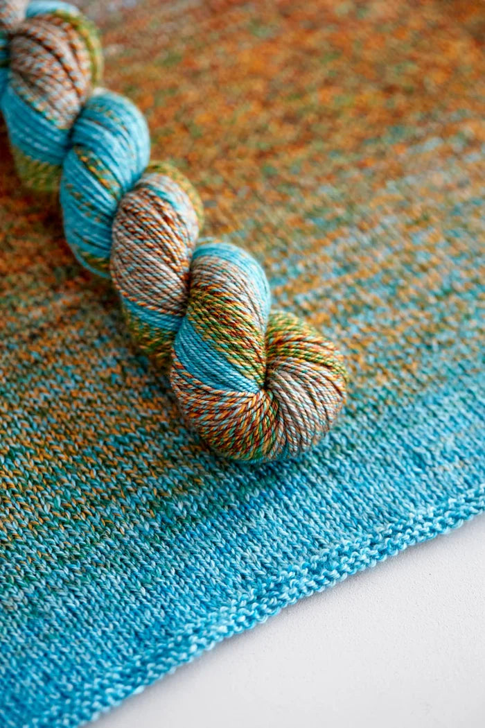 Spiral Grain by Urth Yarns