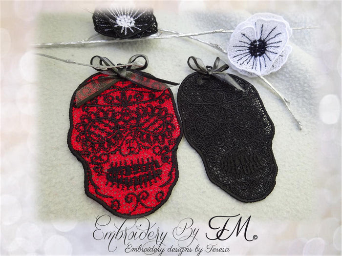 Sugar skulls lace 2/4x4 hoop/two variations color