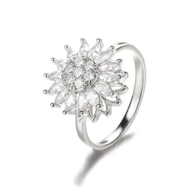 White Gold / Adjustable Opening