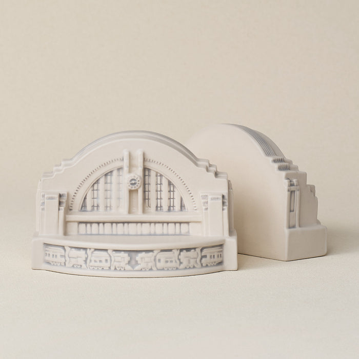 Union Terminal Bookend Set, Aberdeen