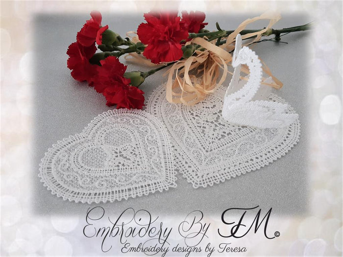 Wedding heart with Swan/two size heart ( battenburg lace)