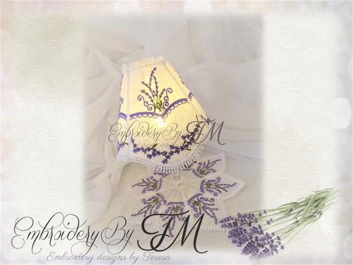 Wine glass shades Lavender / 5x7 hoop ( doily is not part of the file)